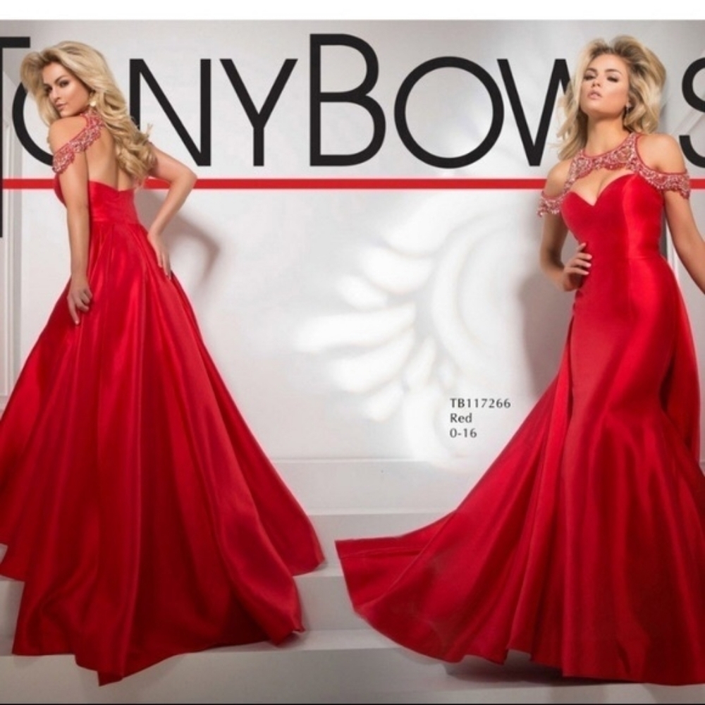 TONY Bowls Garnet Red Jeweled Beaded Layered Train Backless Formal Dress Large